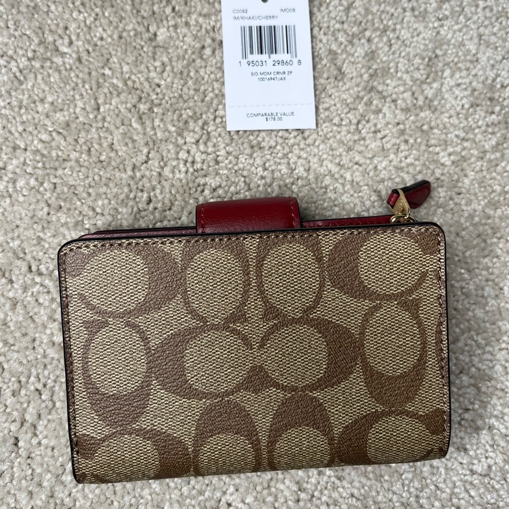 NWT Coach Cherry Red and Brown Signature medium corner zip Wallet - Picture 7 of 11